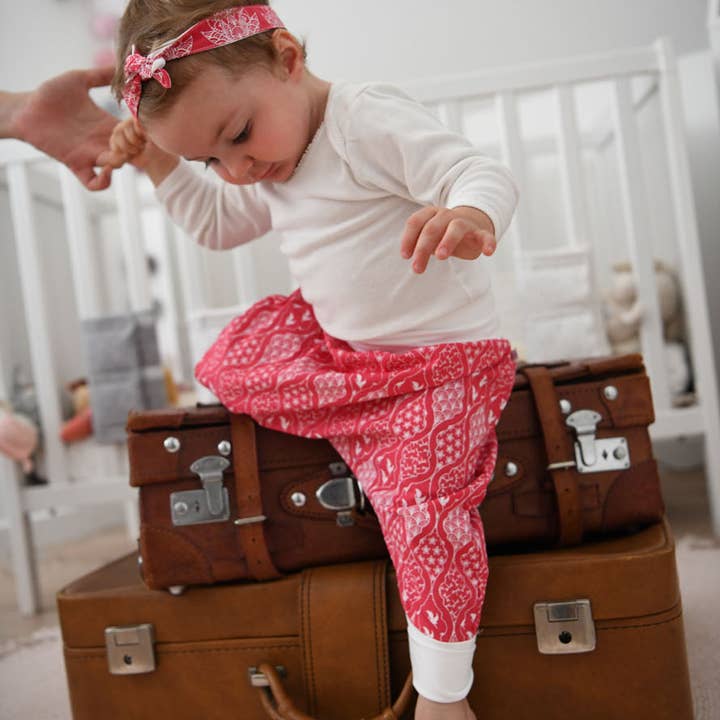 Sarouel Moucharabieh fushia pour la vente par Eugénie Design