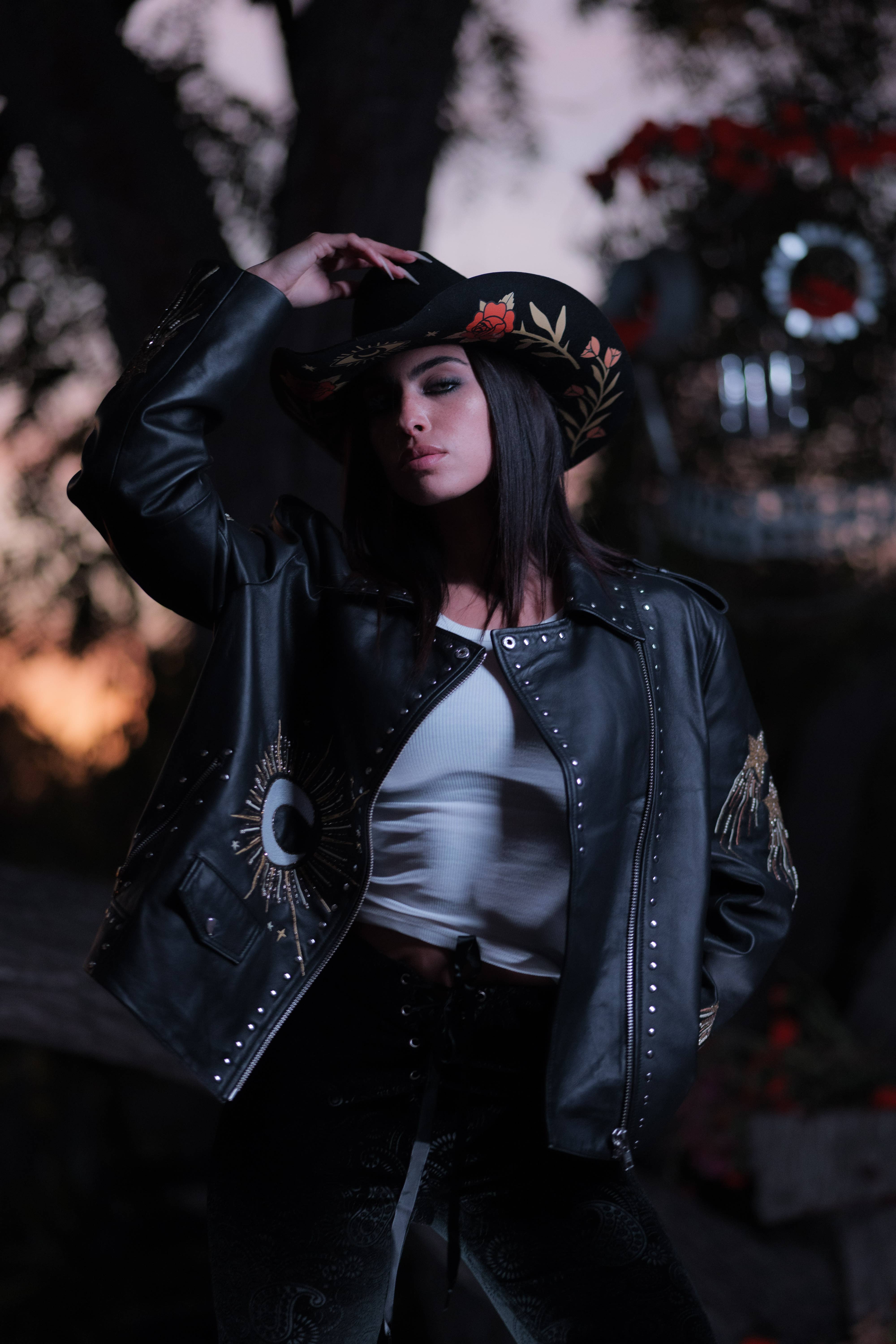 Wild as Heck - Vente Chapeau de cowboy – femme - Le chapeau Daphna Western (cowboy, chapeau en laine, vêtements western)4