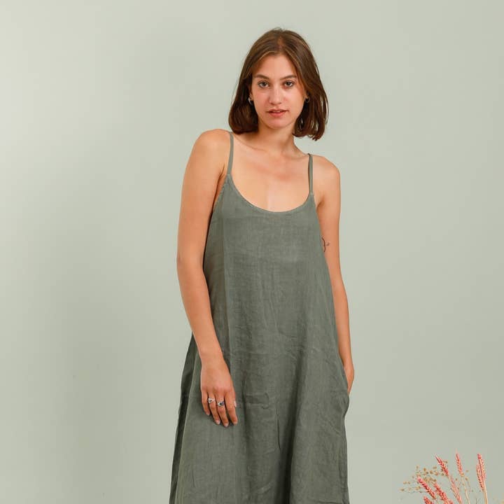 DRESS 26252 100%LINEN and other Purchase Wholesale puro lino. Free Returns & Net 60 Terms on Faire trending on Faire.