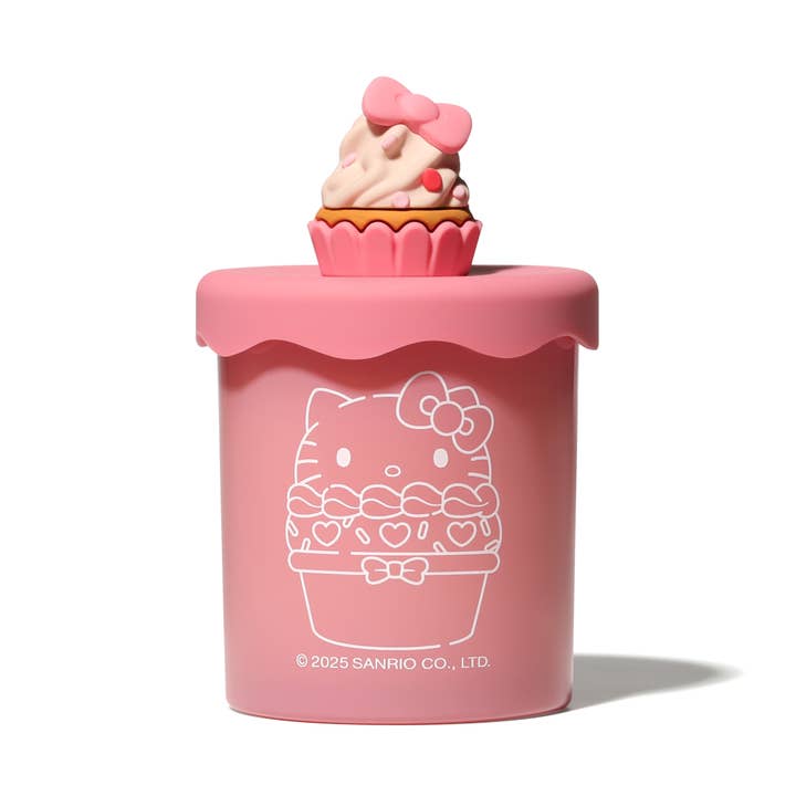 Hello Kitty – wholesale Novelty candle – Hello Kitty Bakery, Strawberry Cupcake Scented Candle3