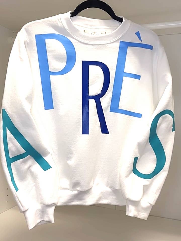 Vit Fun & Fab A-P-R-E-S (Ski-Beach) tröja för wholesale av Suzy T Designs