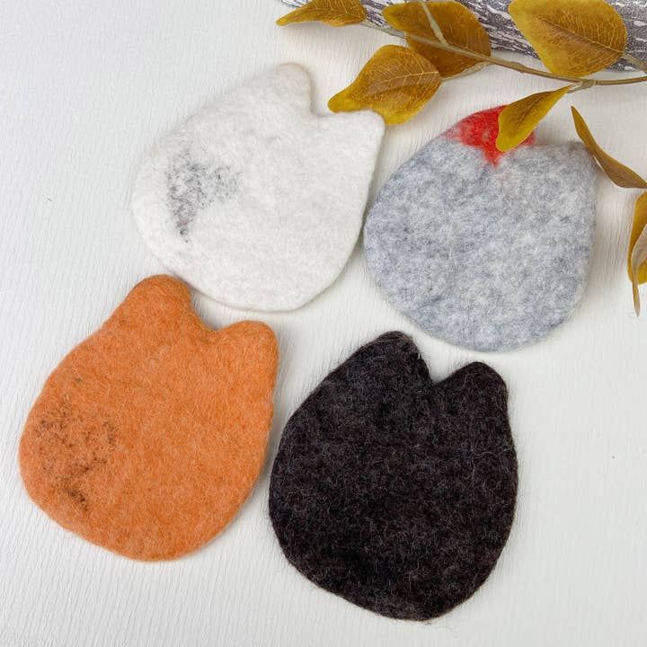 mildstyles – Base de copos por atacado – Porta-copos de Gato em Feltro de Lã com Corações, Tapetes Isolantes3