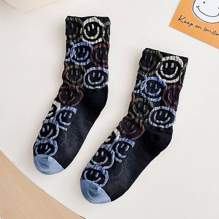 ACCITY - Wholesale Socks - Women's - COTTON SMILEY FACE CREW SOCKS_CWMS02802