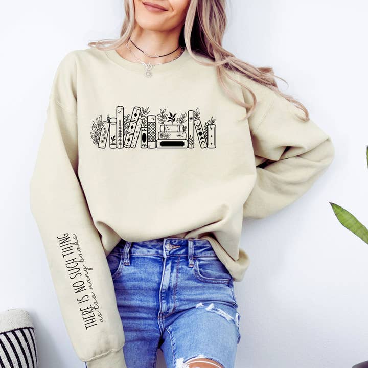 Crewneck Trop de Livres pour la vente par ChubbyBubbyBear