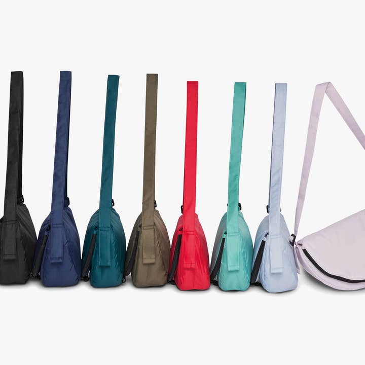 Swing Bag YASSS lightweight, waterproof, and sustainable for wholesale by Clima Umbrellas