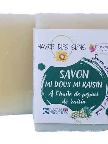 EXTRA-RICH SOAP HALF SWEET HALF GRAPE for wholesale by Havre des Sens