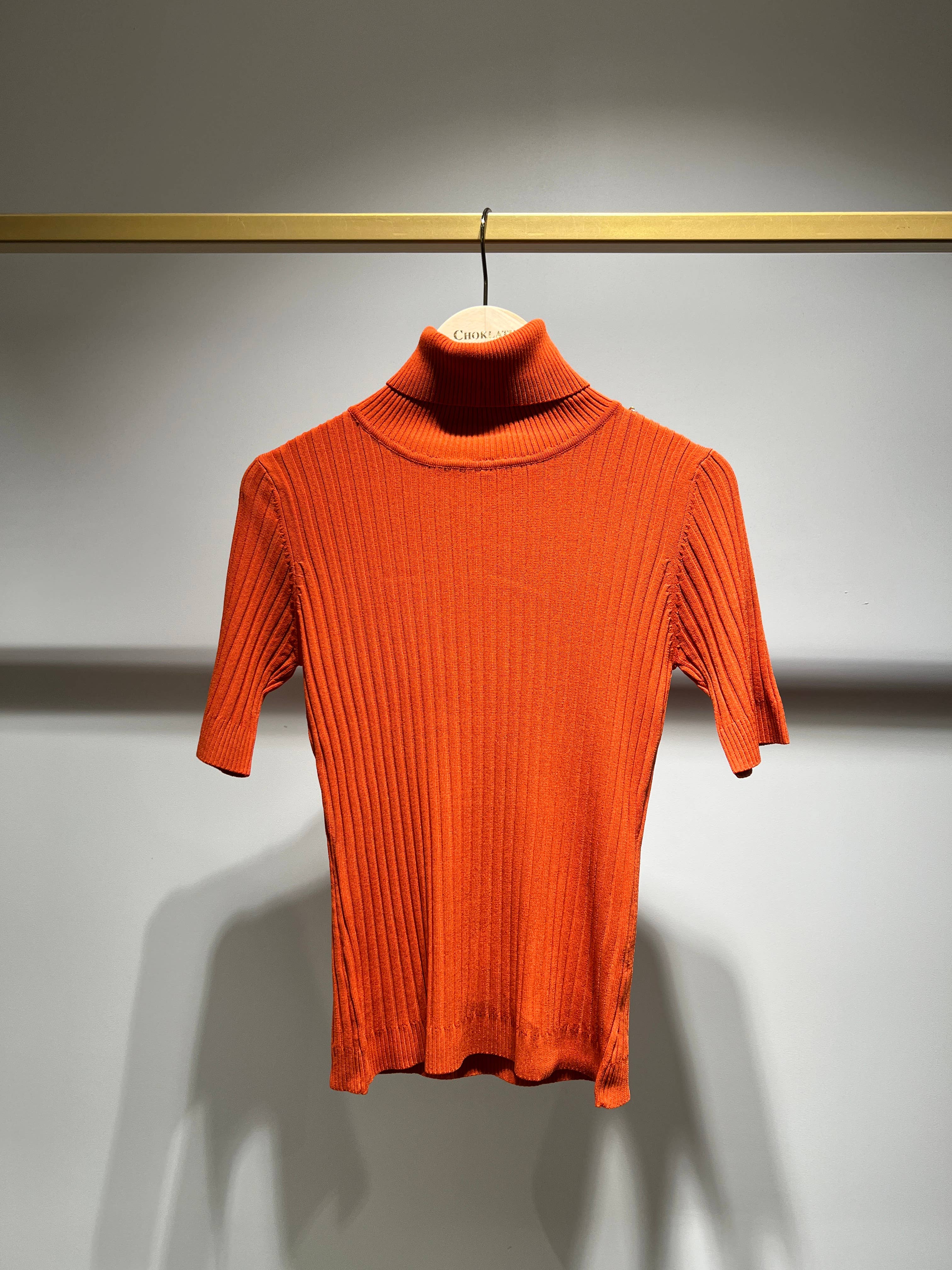 CHOKLATE PARIS – wholesale Stickad topp - Dam – Kortärmad polotröja i ribbstickning - 0512118