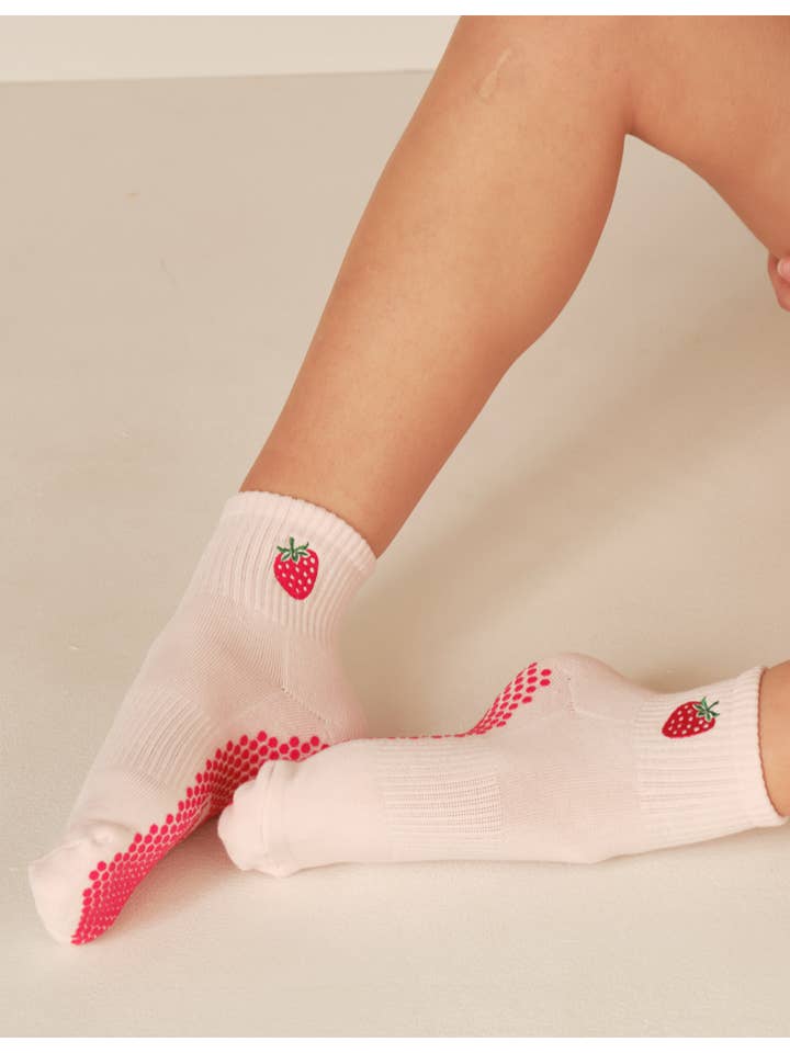 LUCKY HONEY - Wholesale Socks - Women's - The Harlow Grip Sock21