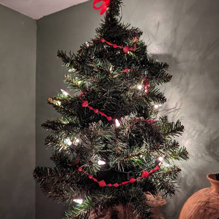 Grain of Rice Project - Wholesale Bunting/Garland - Colored Beaded Garland1