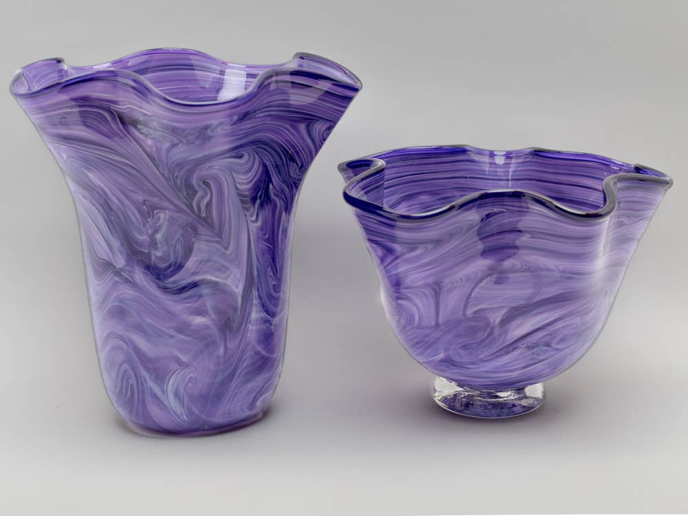 Slow Burn Glass Studio LLC - Wholesale Vaas - Handgeblazen glazen kom of vaas met ruches5