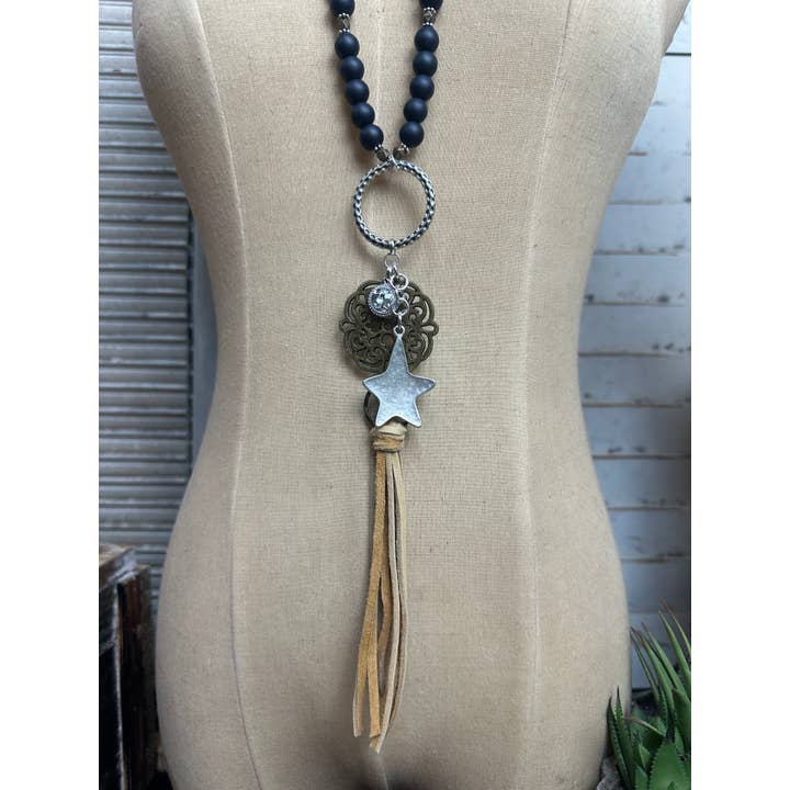 Scooples Jewelry - Wholesale Pendant/Charm Necklace - The Star Fringe Neck1