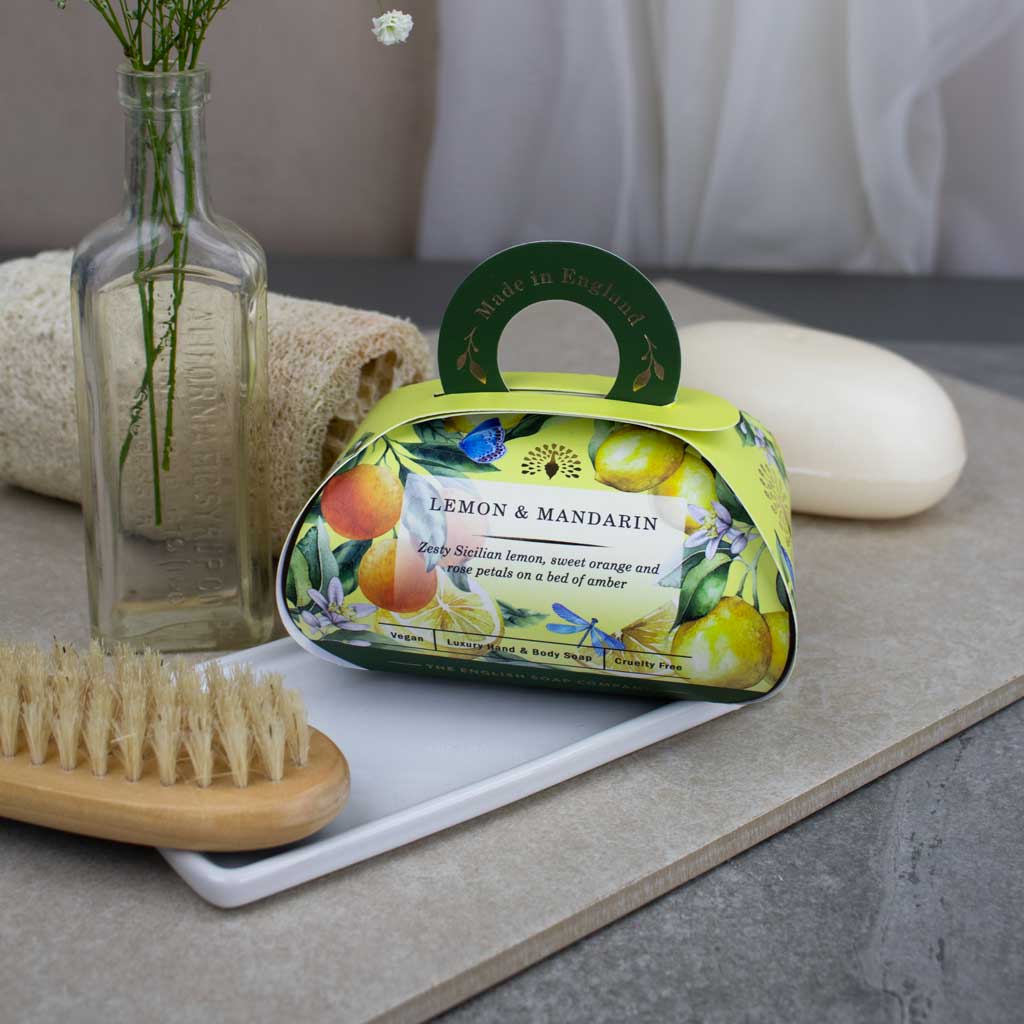 The English Soap Company – wholesale Bar Soap – Signature Lemon and Mandarin Large Gift Soap1