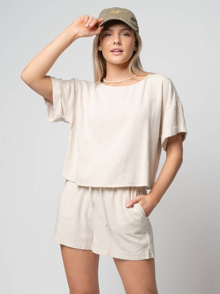 CLASSIC LINEN SHORTS for wholesale by ELLE GREY