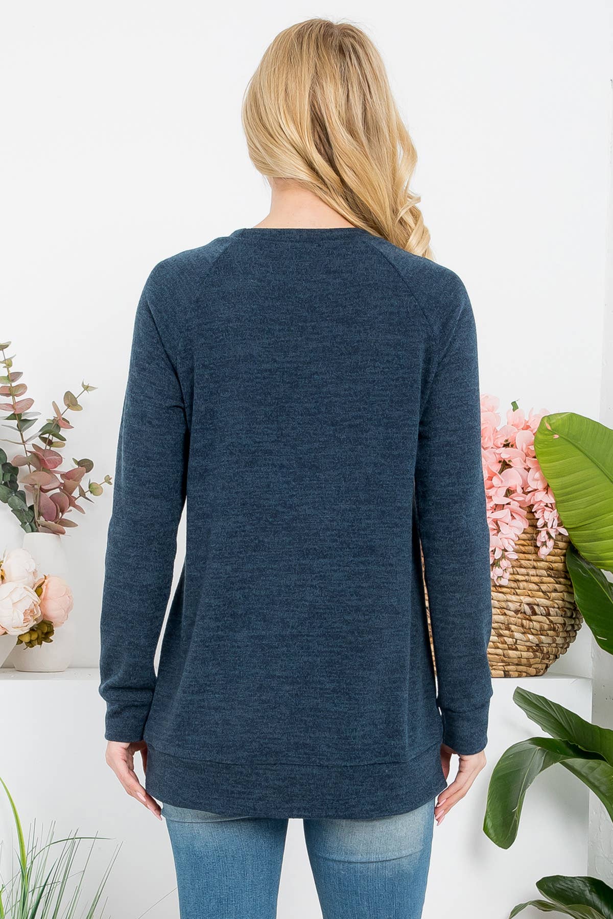 You & Me - Vente Haut en maille – femme - HAUT À MANCHES LONGUES EN TRICOT EN V YMT20078V47