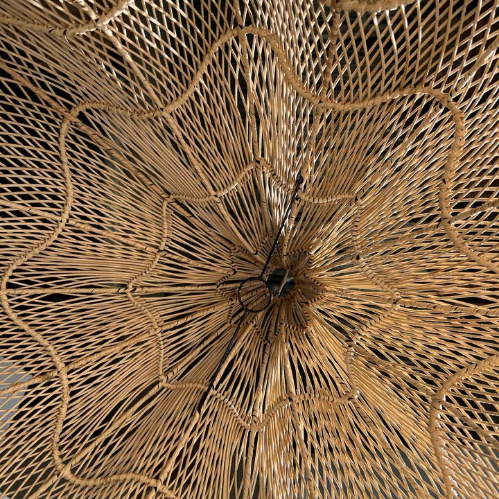 Office Objets - Wholesale Chandelier/Hanging Light - Pendant light, flower-shaped rattan fixture, tulip, corolla H:80cm D80cm57