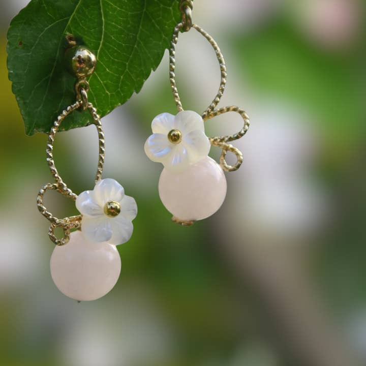 Hirondelle Bijoux – Brincos de argola por atacado – Brincos florais Daphné2