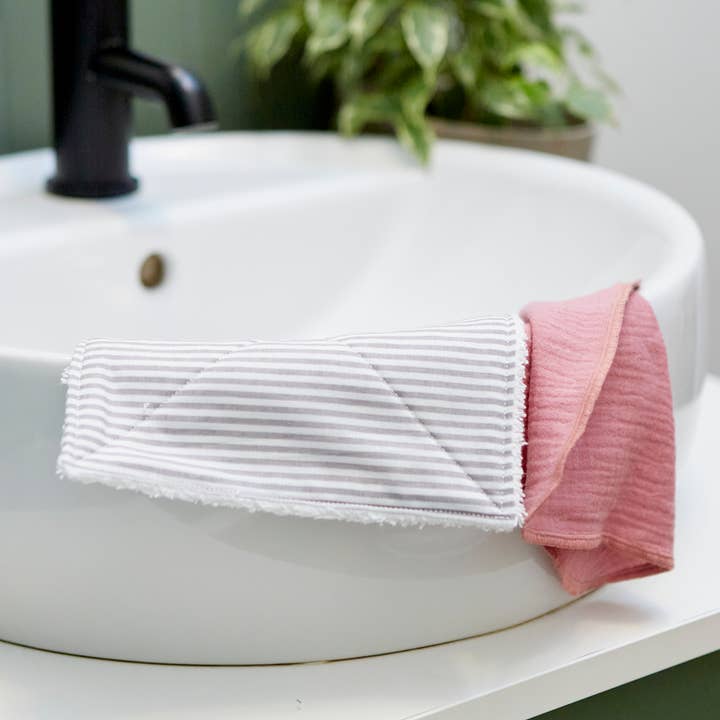 honeyco - Wholesale Wash Cloth - Muslin face cloths - dusky pink - reusable - eco beauty