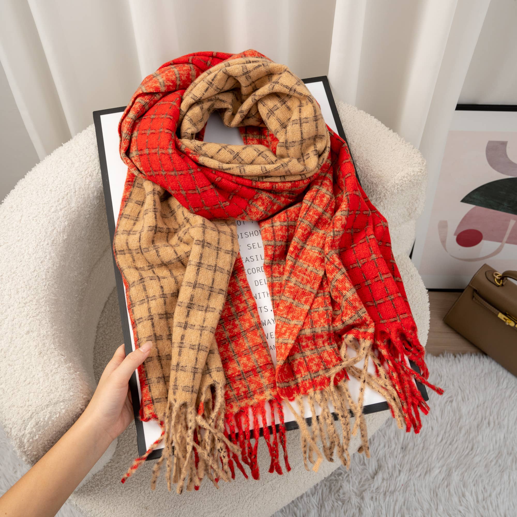 COSMOS - Wholesale Scarf - Women's - Soft and warm winter plaid scarf in plush fabric3