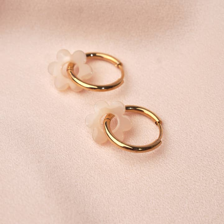 Victoire Collection - Wholesale Hoop Earrings - Small stainless steel hoop earrings with white flower1