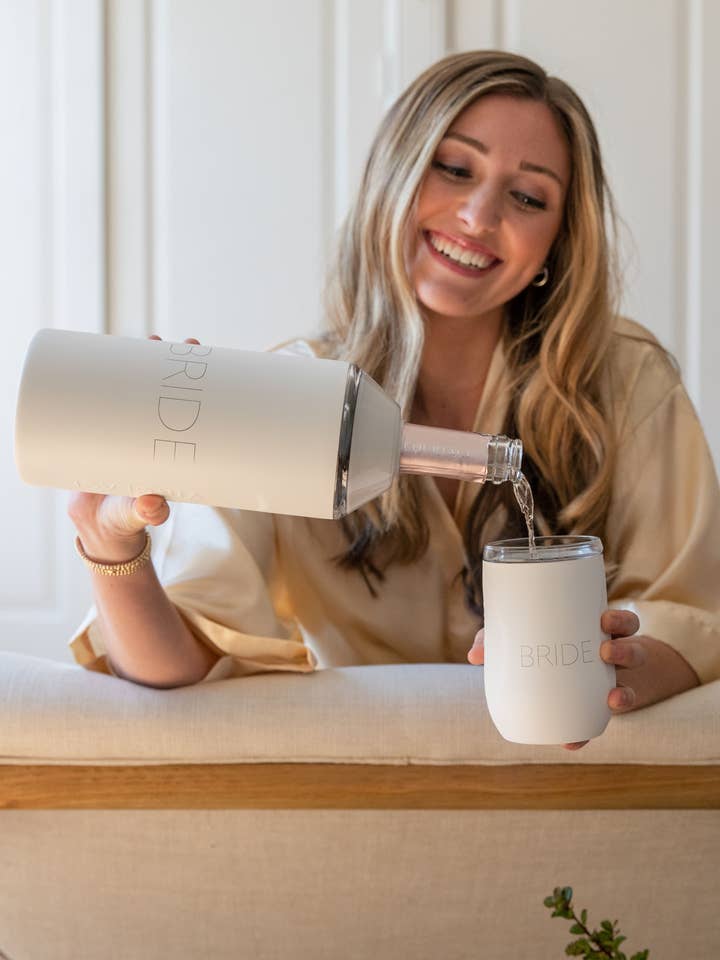 Braut Wein- & Champagnerkühler in Weiß für den Großhandel von Vinglacé