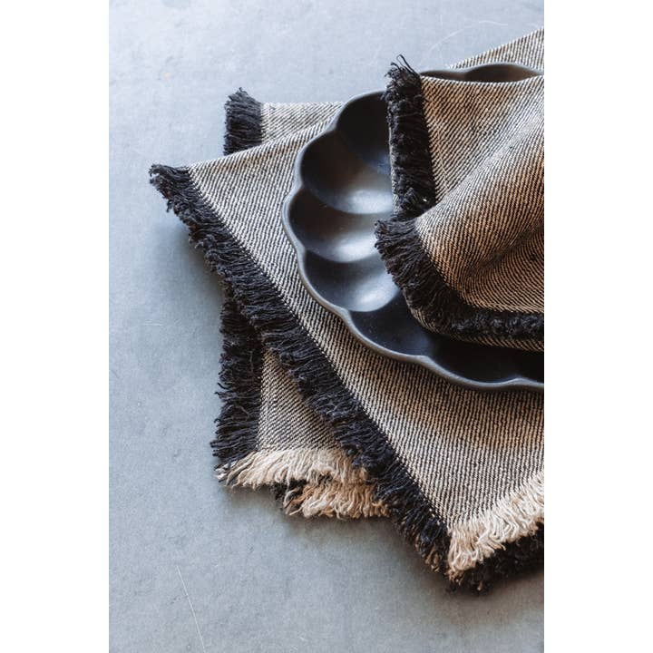 Linen Way Inc. - Wholesale Dinner & Cloth Napkin - Bilbao Linen Napkins - Available in 17 colors20