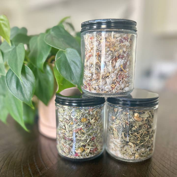 Monet Infusionz – wholesale Bath soak/milk – Golden Glow Herbal Bath Soak1