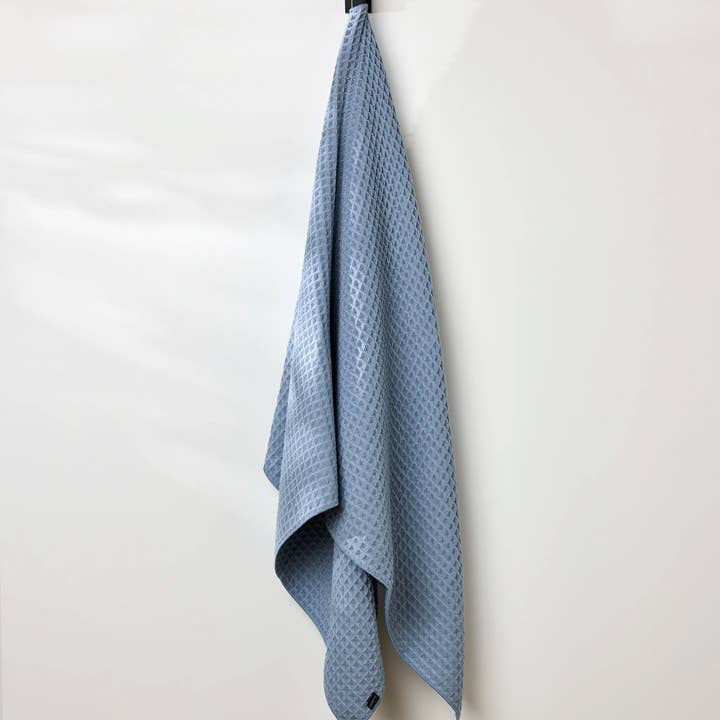 Geometry – wholesale Bath towel – Sky Waffle Bath Towel