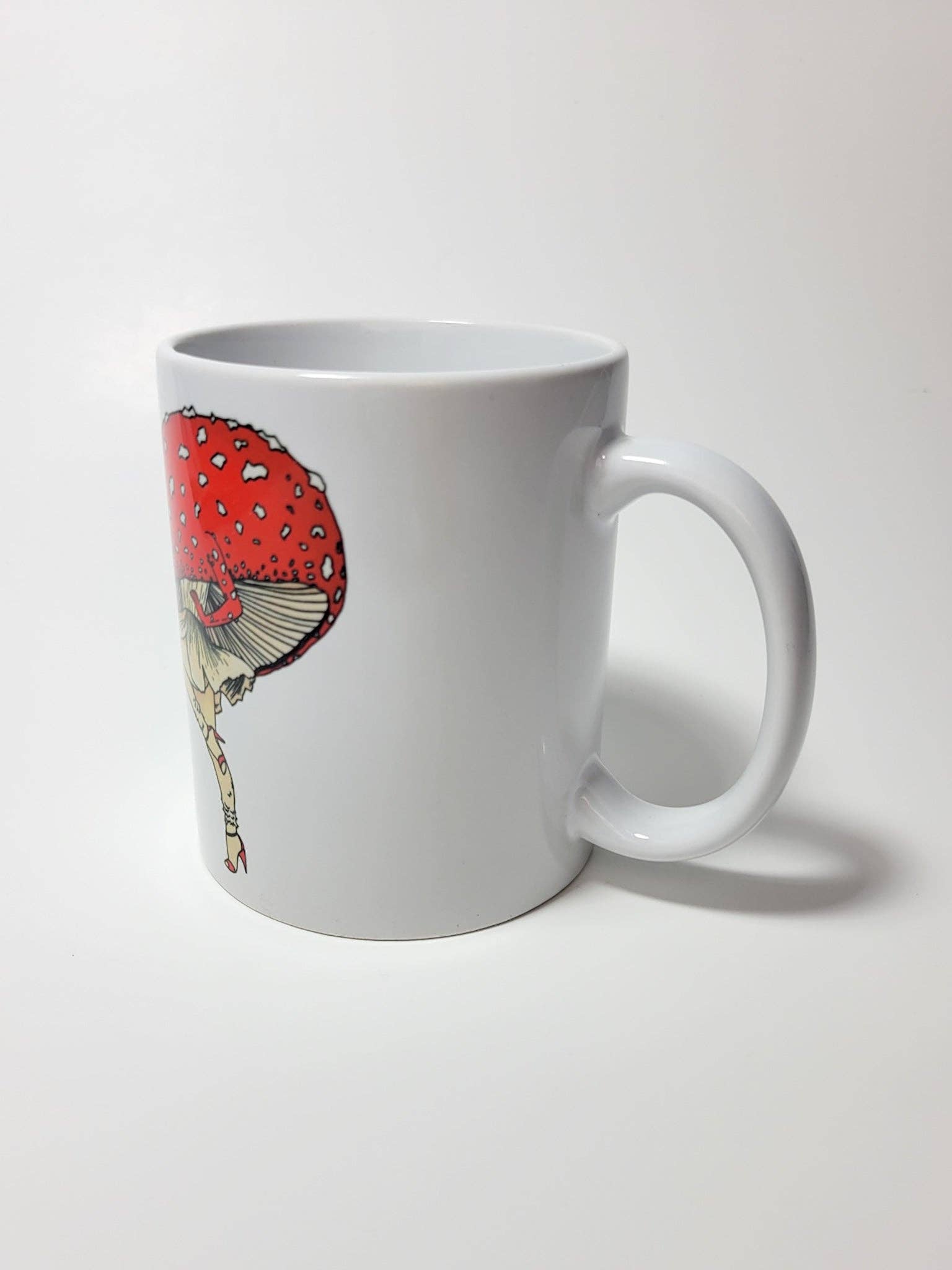 Mushroom Marauder – Caneca por atacado – Caneca de Café Miss Amanita | Pinup Menina Cogumelo | 11oz/15oz9