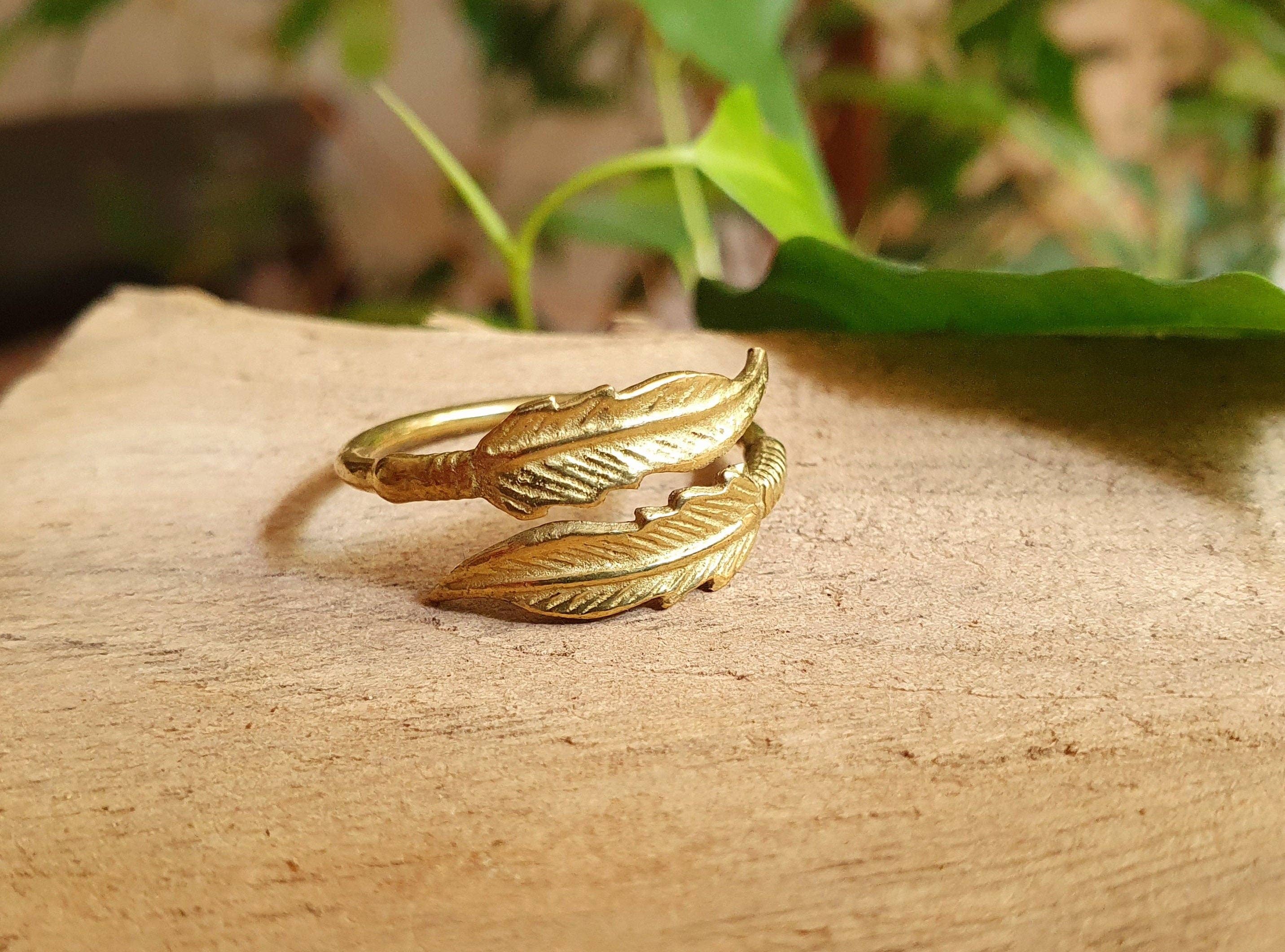 Kaali Boutique – wholesale Band/stacked ring – Brass Feather Boho Ring /  Ethnic / Rustic / Festival / Tribal / Blue / Hippie / Gypsy / Psy / Stone / Feather ring / Feather jewellery4