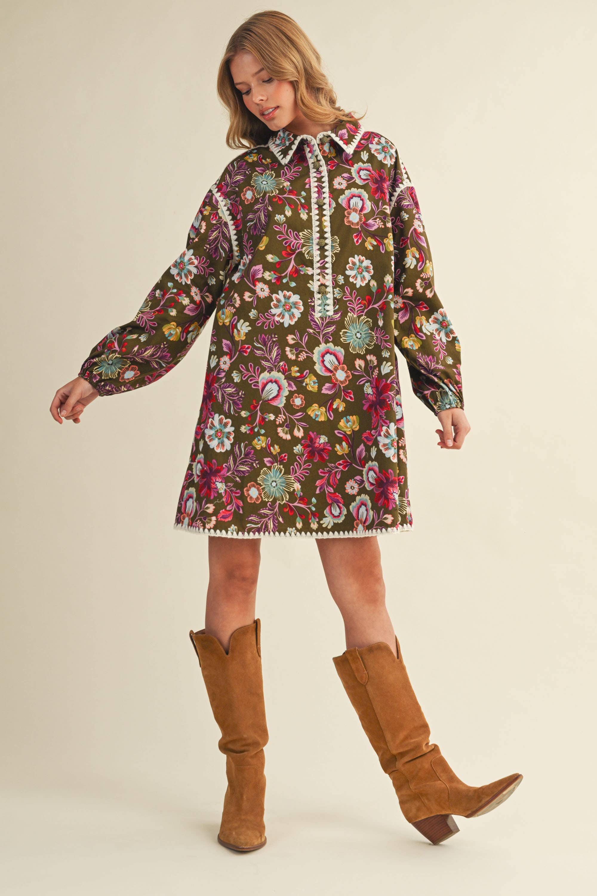 &MERCI - Wholesale Dress - Women's - EXCLUSIVE PRINT BLANKET STITCH BUTTONED MINI DRESS MDR42984