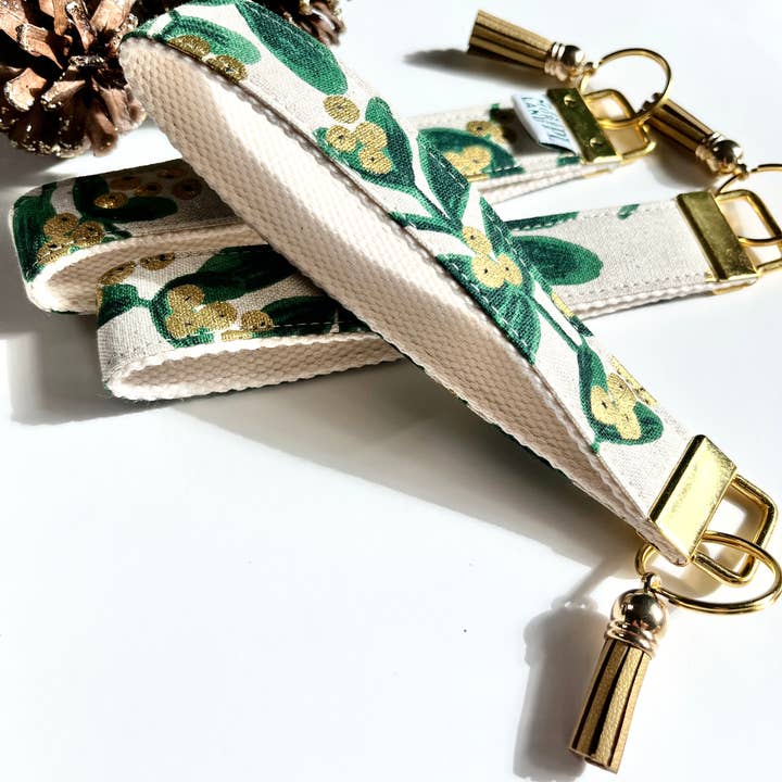 Westmoreland Place - Wholesale Keychain - Women's - Limited Winter Edition - Greenery & Gold Key Fob Wristlet3