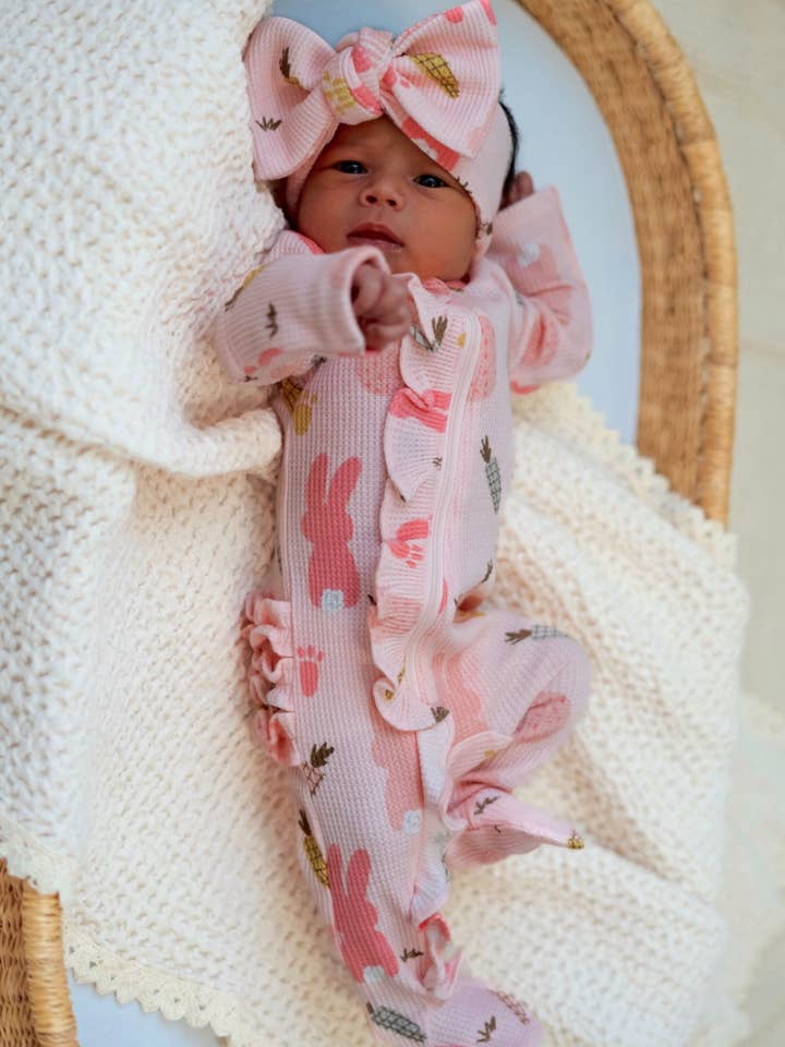 Babygrow com Folho e Fecho de Correr Duplo em Algodão Orgânico, Rosa Cottontail por atacado de SpearmintLOVE
