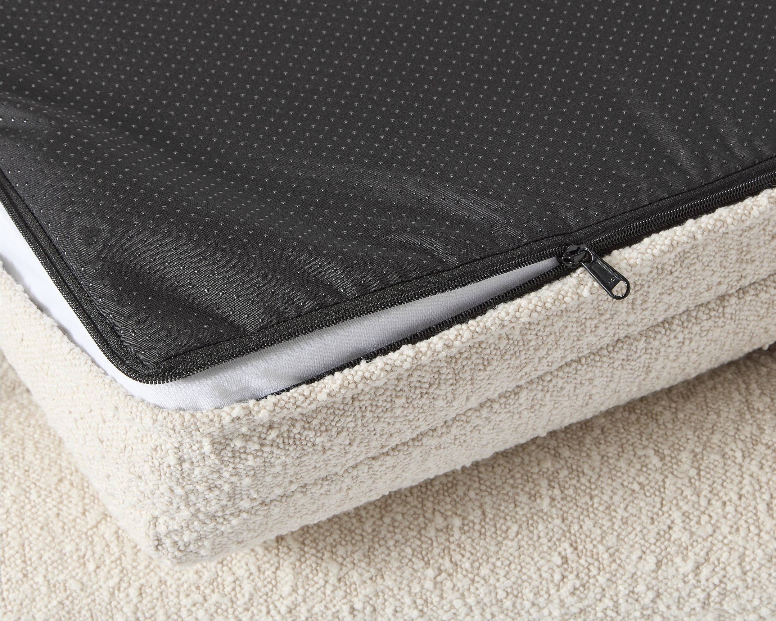 TEDDY LONDON - Wholesale Pet Bed - Dog - MINI XS BOUCLE BED WHITE4