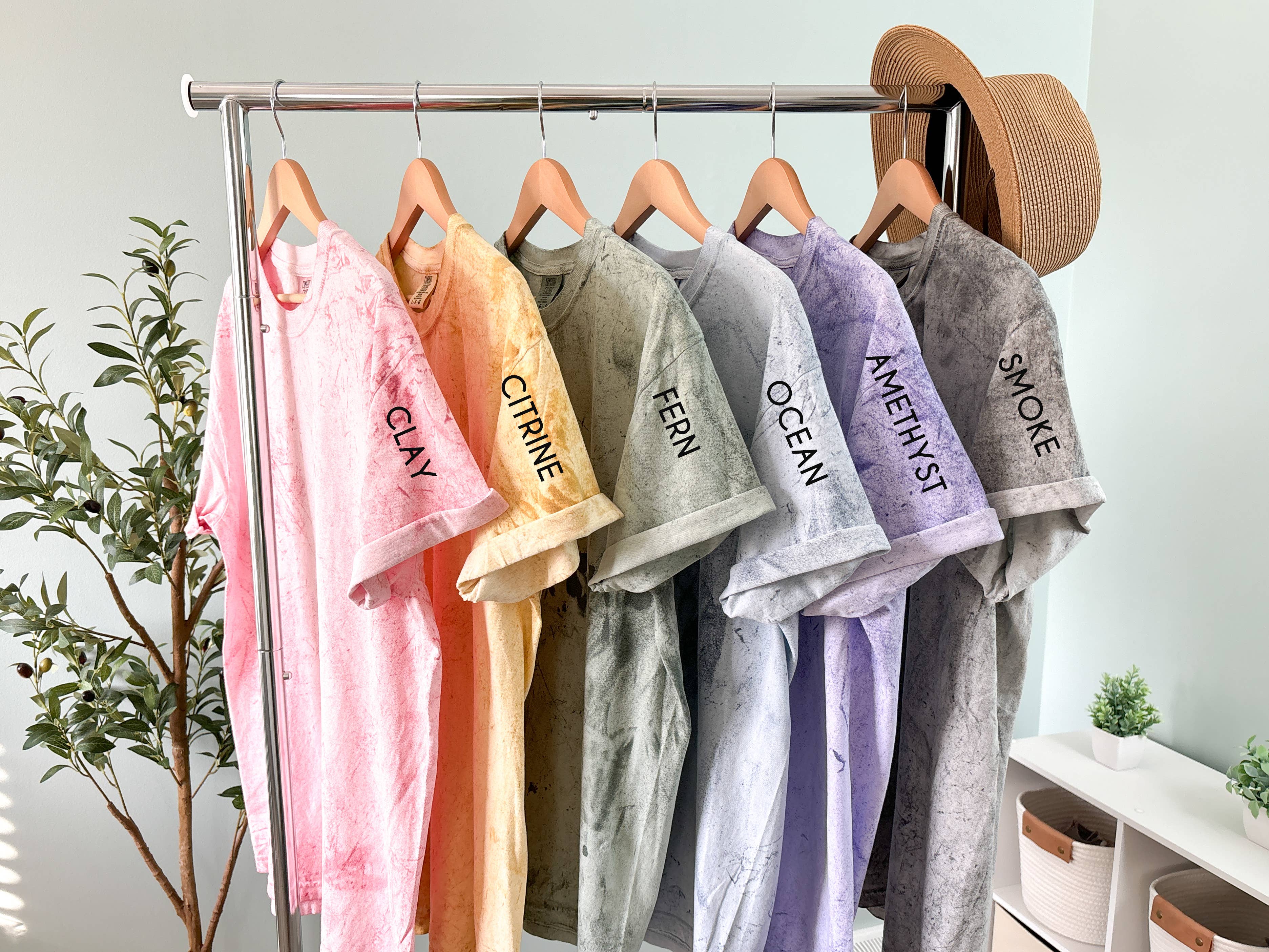 The Boho Haus - Wholesale T-Shirt (Graphic) - Women's - Green Bay Football Tee | Vintage Bleached Shirt2