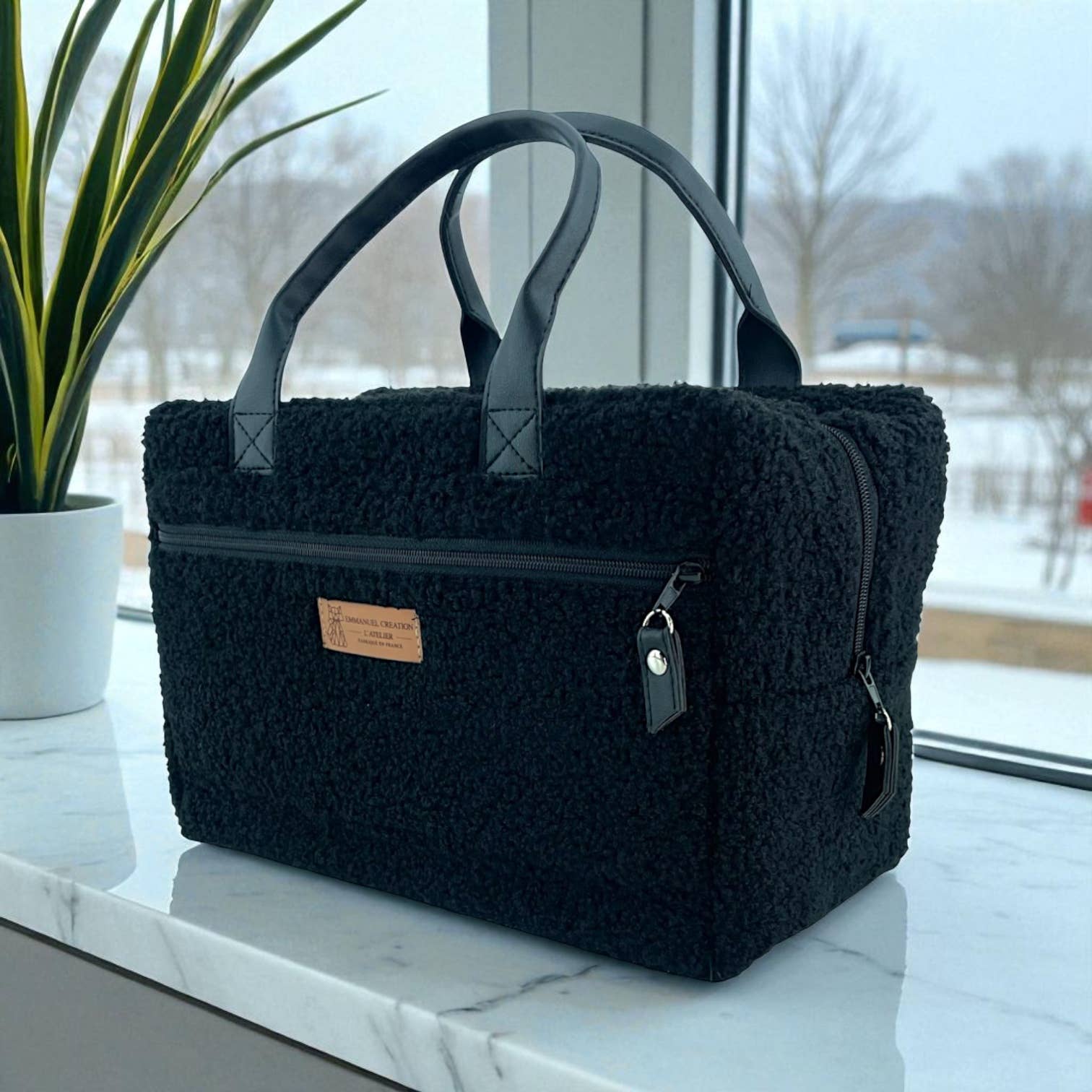 Emmanuel Création - Wholesale Toiletry Bag - Unisex - Vanity, "Black Curl"0