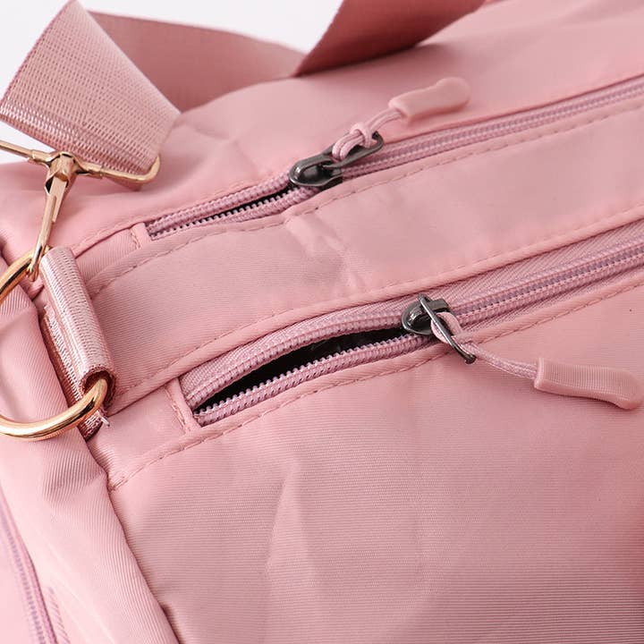 Aspen Rain Boutique - Wholesale Weekender Bag - Women's - Pink gym bag (bag only)3