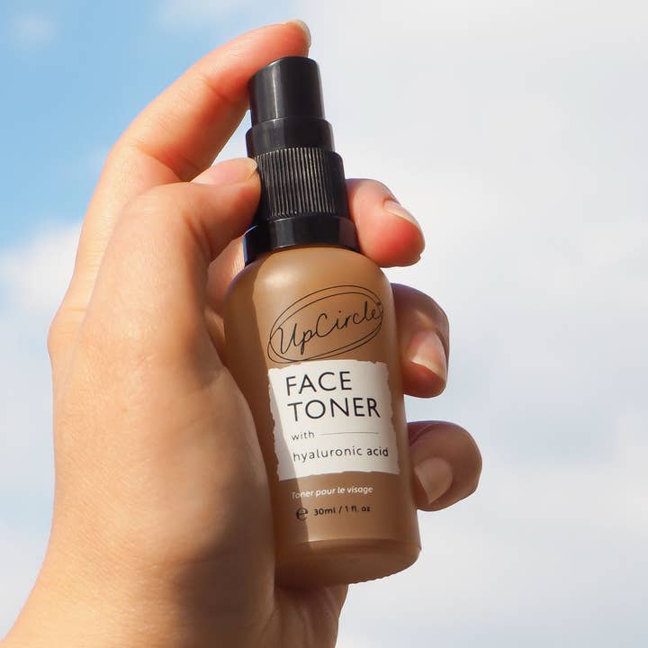 Grab-n-Glow - Vegan umweltfreundliches Reise- und Mini-Set für den Großhandel von UpCircle Beauty Europe