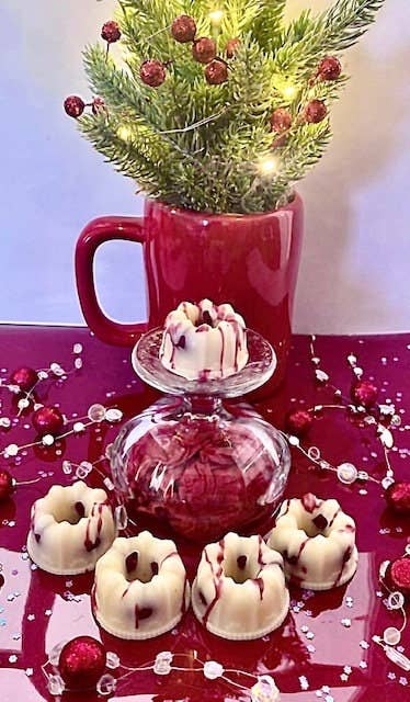 Sugar and Spice Custom Creations - Wholesale Wax Melt - Cranberry Almond Bundt Cake4