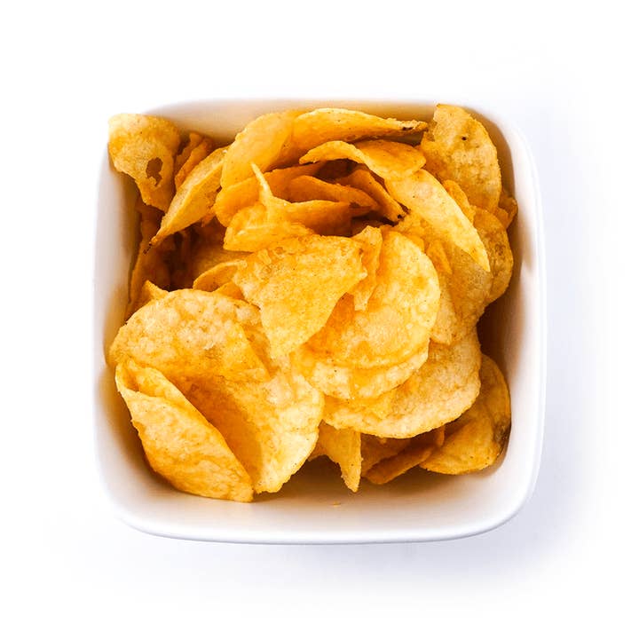 GoGosonic Wholesale - Wholesale Chips - Lay's Roasted Garlic Oyster Potato Chips, 2.46oz3