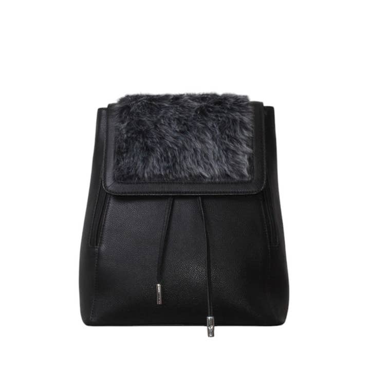 MIA LAROUGE – wholesale Ryggsäck - Dam – Läderryggsäck från ny kollektion, spansk tillverkning