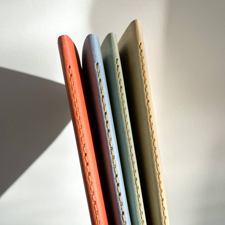 Fin Studio - Wholesale Planner - Daily Planner Notebook / Vita Series Blue