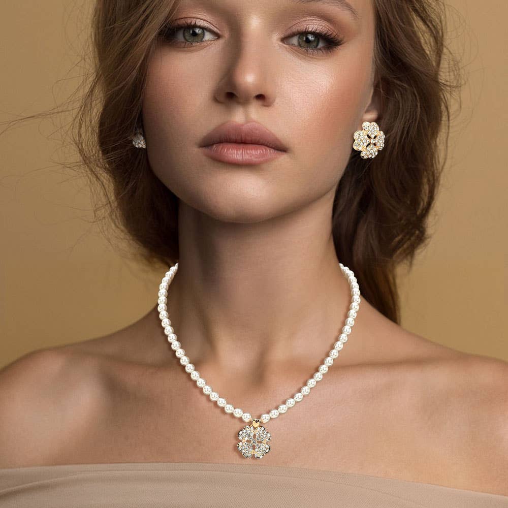 Sensibling Corp. – Engroshandel Smykkesæt – Rhinestone-besat kløvervedhæng perlehalskæde2