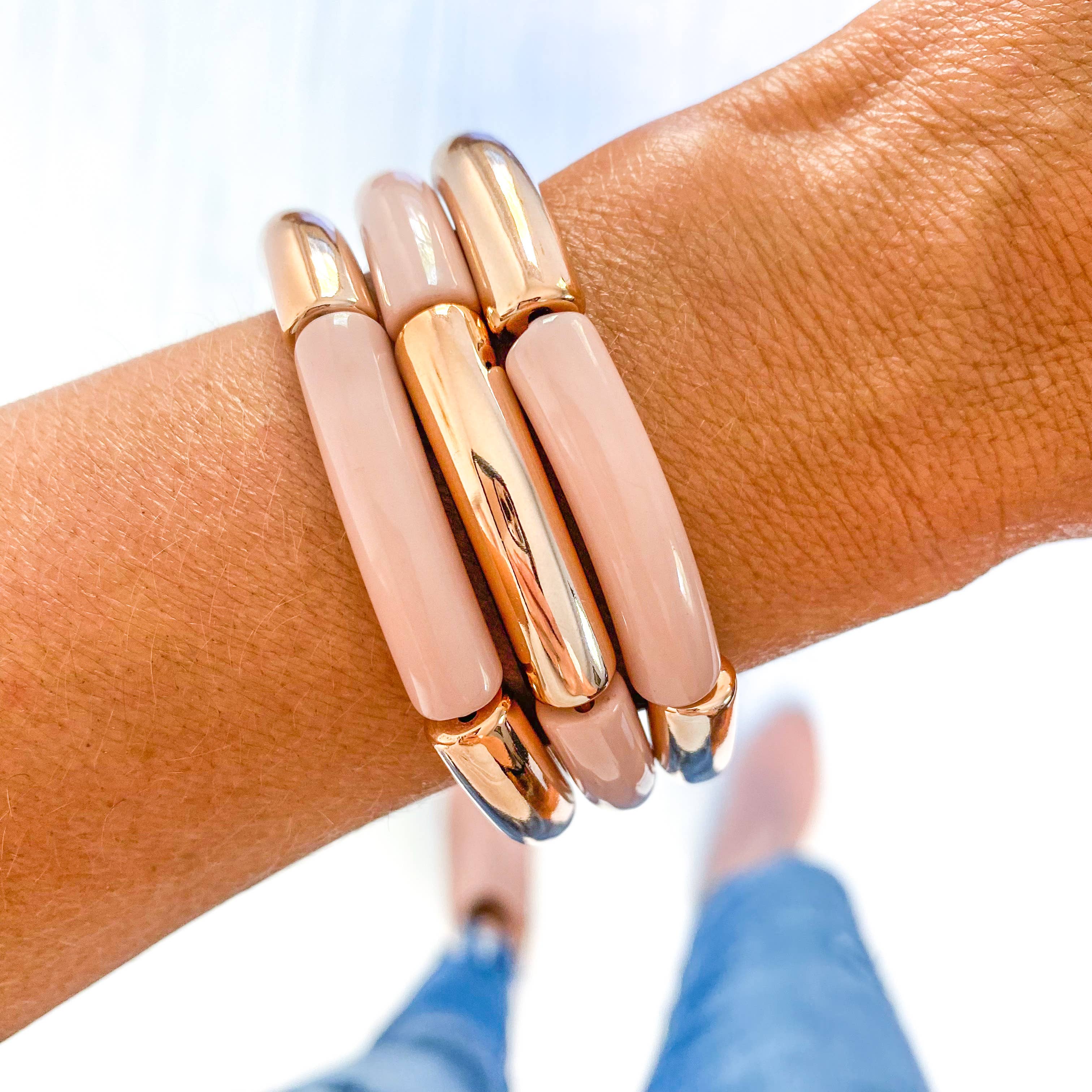 Savvy Bling – Engroshandel Armbånd – Blush & Rose guld akryl Tube bambus armbånd1