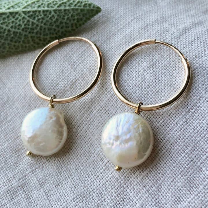 Brenda Hoops | Pérolas Creme & Ouro por atacado de Naked Sage