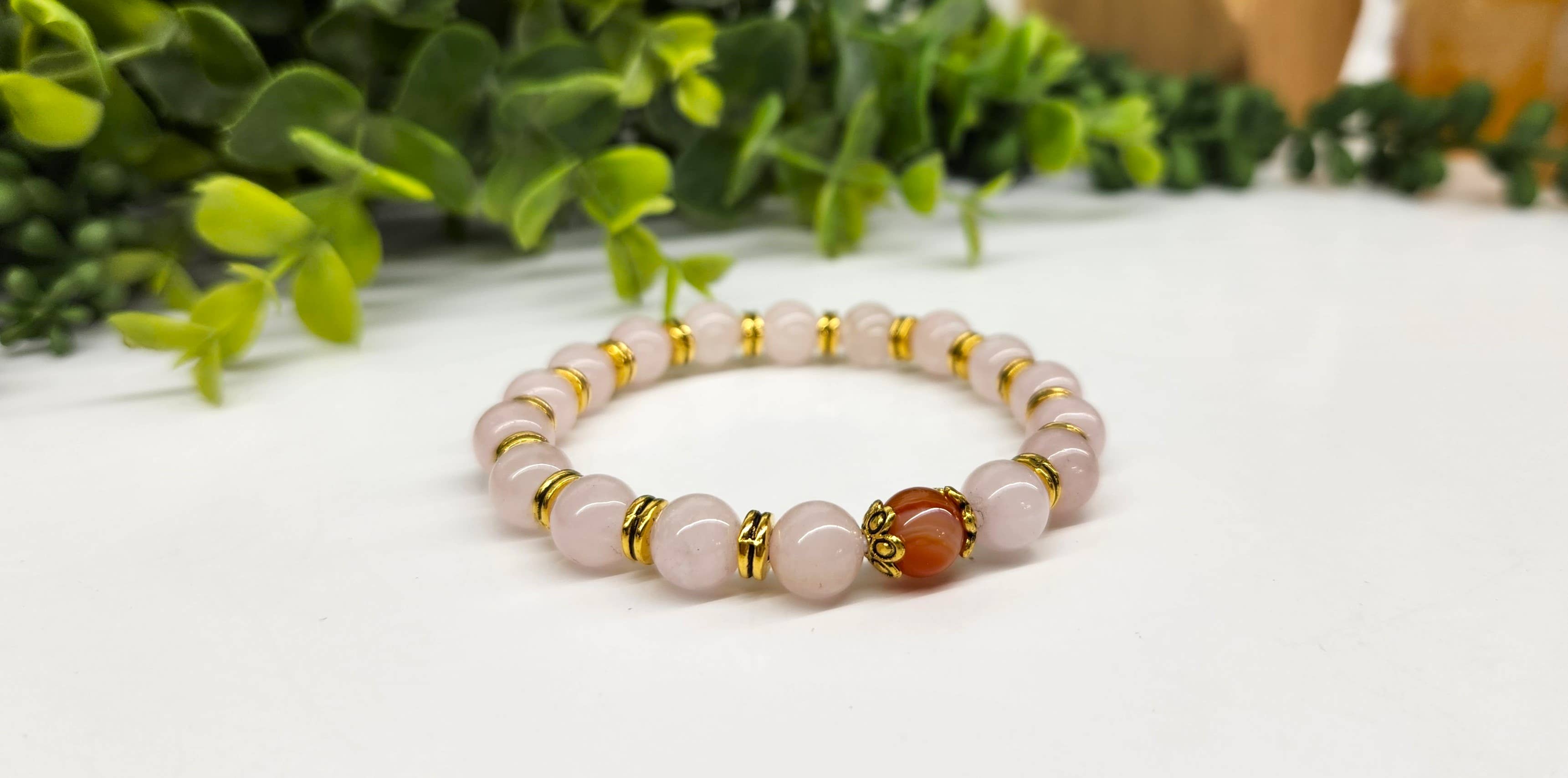 Meraki Gemstones – wholesale Beaded bracelet – LOVE SURROUNDS YOU - R. Quartz/Banded Carnelian(center)-8mm3