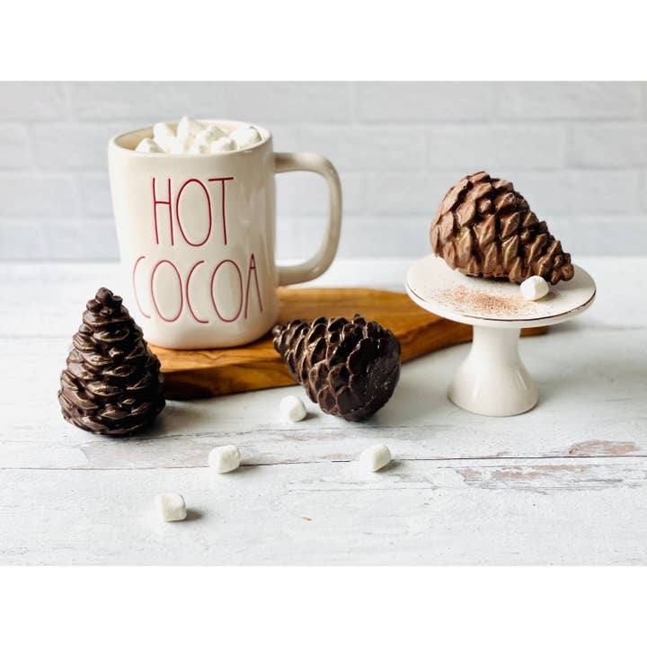 Chocolates Unlimited by Denise - Wholesale Hot Cocoa Mix/Kit - Pine Cone Hot Cocoa Bombs 1