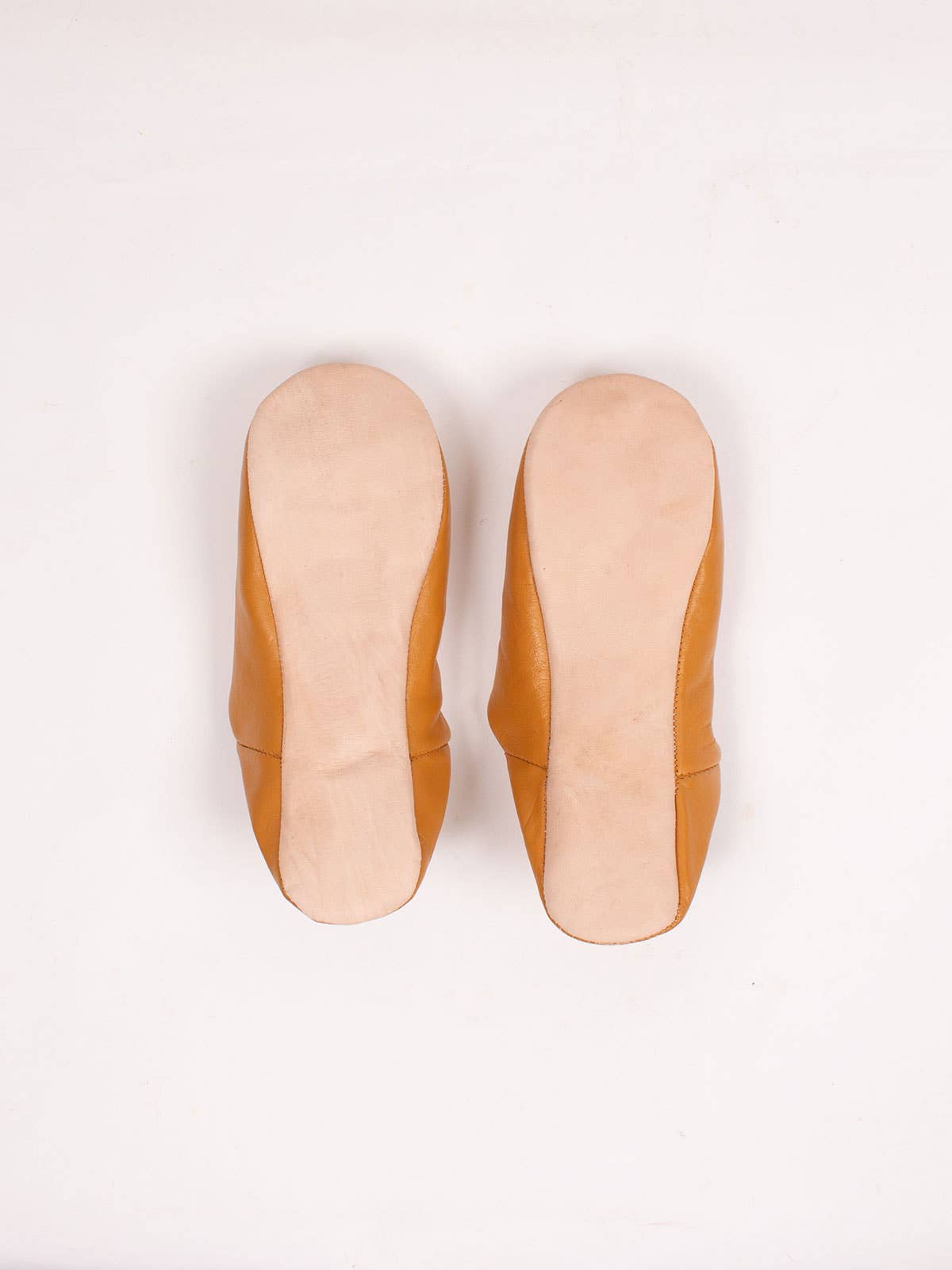 Bohemia Design [now closed] - Vente Chaussons – homme - Pantoufles Babouche Marocaines pour hommes, ocre1