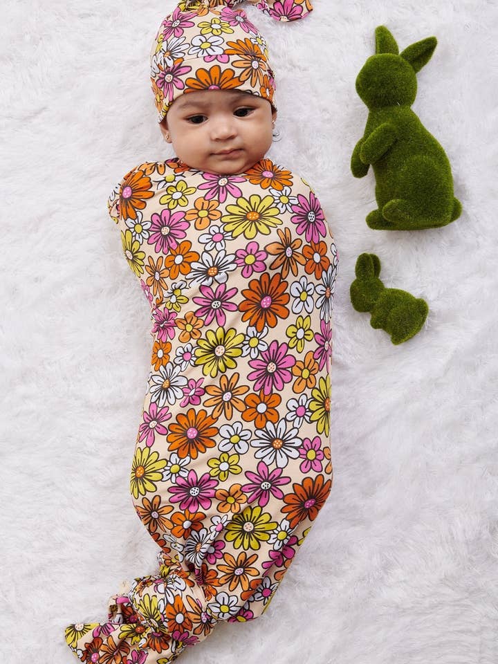 Daisy Daze Swaddle Blanket for wholesale by Elebaby