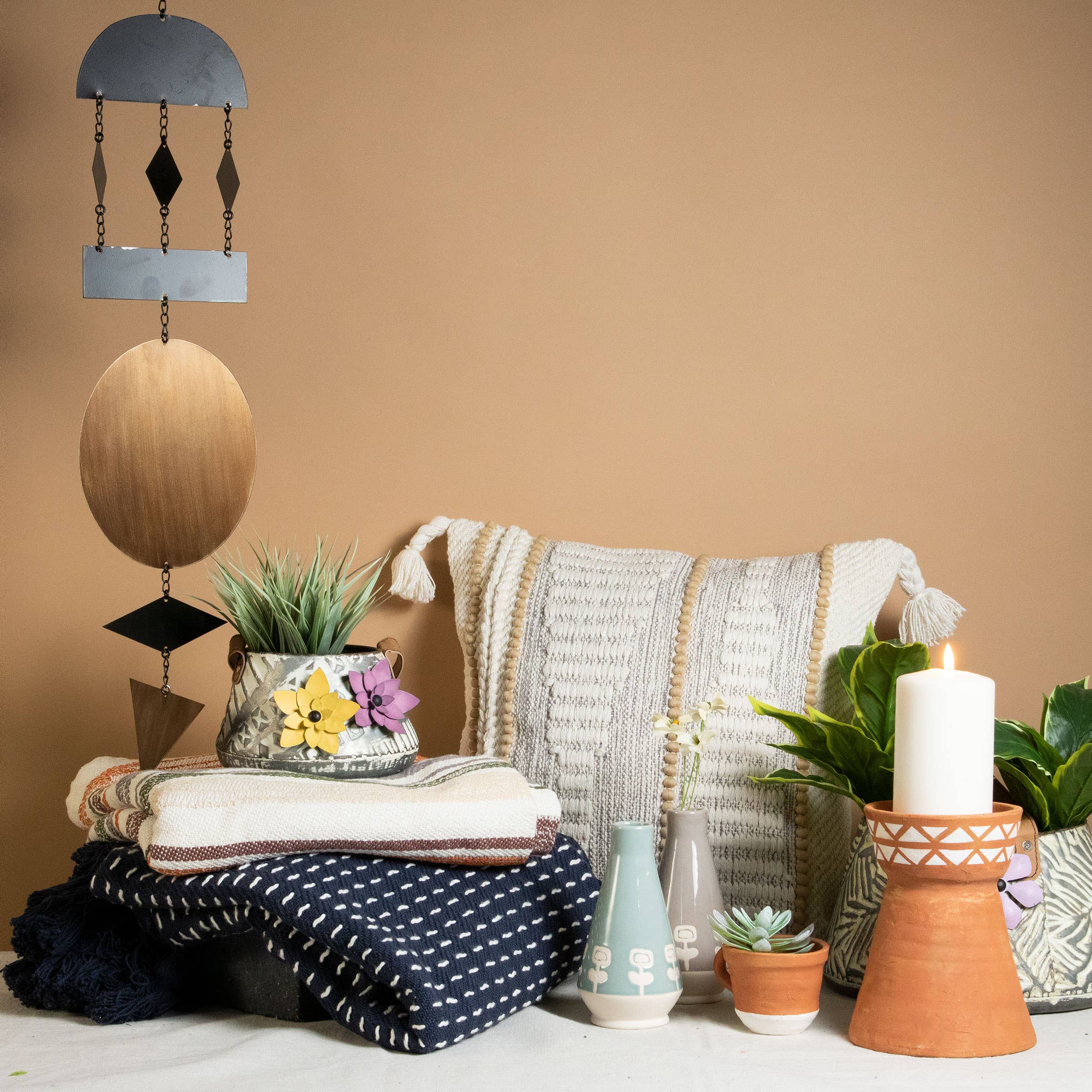 Foreside Home & Garden - Wholesale Wall Accent - Geometric Metal Hanging Wall Decor3