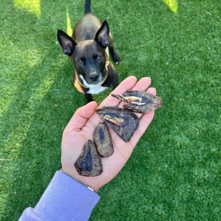 Real Dog Box – wholesale Pet treats – Dog – Air-Dried Pork Kidney